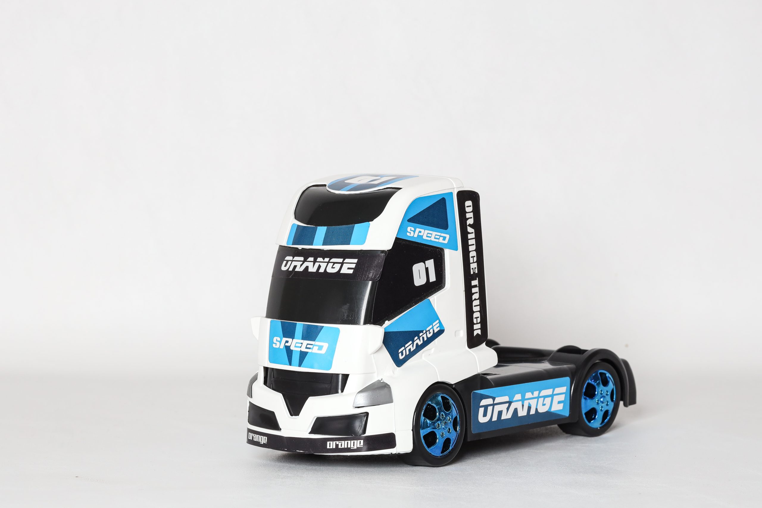 Ilustração ORANGE TRUCK